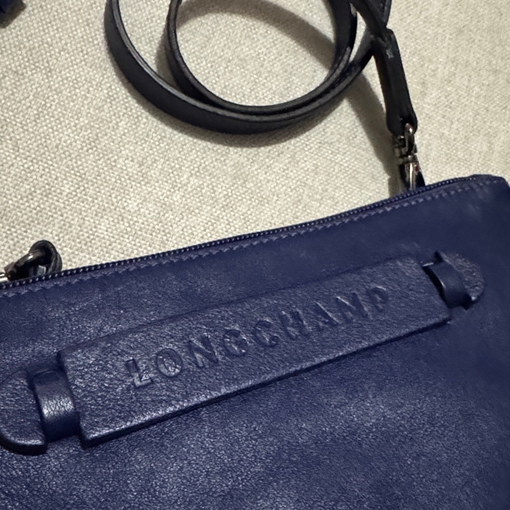Like New Longchamp 3D Leather Crossbody Blue In Sapphire Color-Gunmetal Hardware - Picture 2 of 16